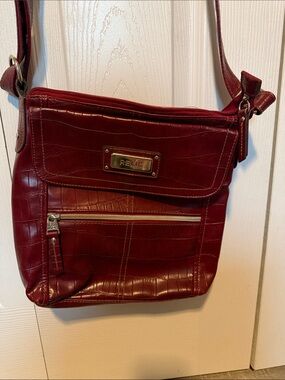 Relic Croc-Embossed Burgundy Crossbody Bag